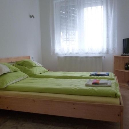 Keresztmama Haza Lägenhet Hajdúszoboszló Exteriör bild